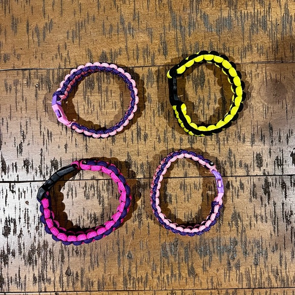 Handcrafted, Pink & Purple Paracord Bracelet - Picture 5 of 6